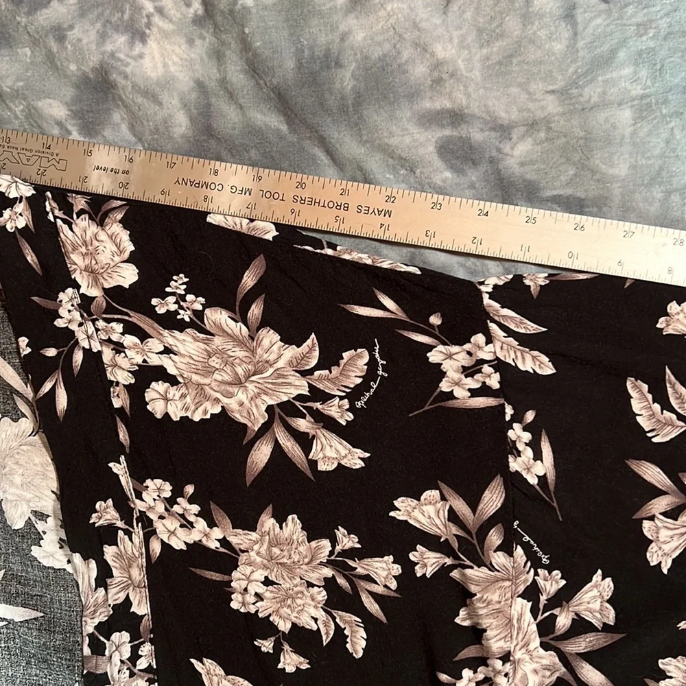 Spiritual Gangster Maya Floral Print Kimono, black and white, sz. OS - Picture 13 of 16